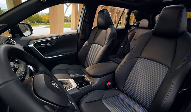 Alexandria VA New 2025 Toyota RAV4 Hybrid