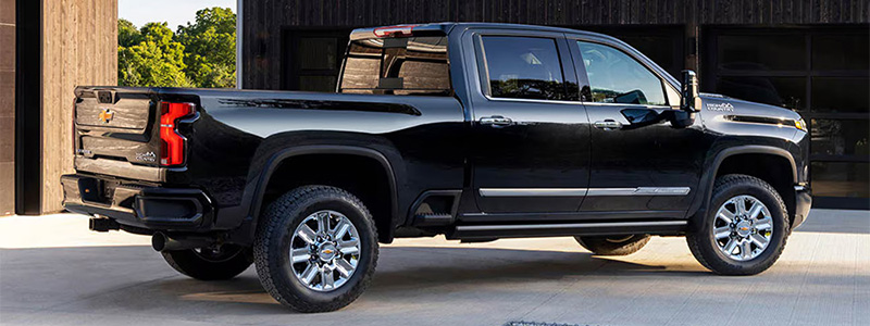 2026 Chevrolet Silverado HD Ford Dodge IA