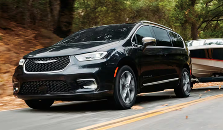 New 2025 Chrysler Pacifica Prince Frederick MD
