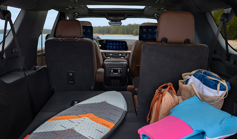 New 2025 Suburban Sterling Heights MI