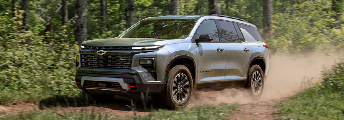 2026 Traverse Serra Chevrolet Sterling Heights