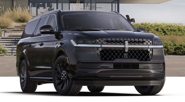 2025 Lincoln Navigator Reserve w/ Jet Appearance-L