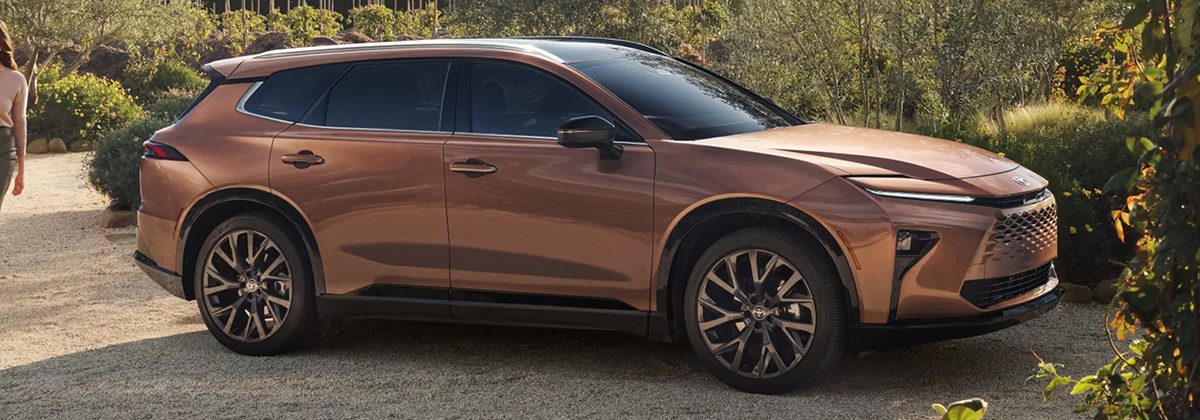 2025 Crown Signia Toyota of New Bern