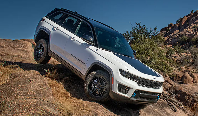 Waldorf MD New 2025 Jeep Grand Cherokee