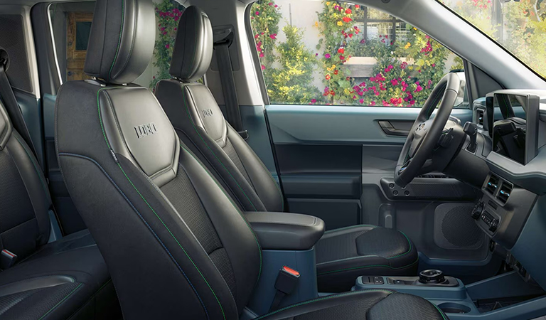 Fairfax VA New 2025 Ford Maverick